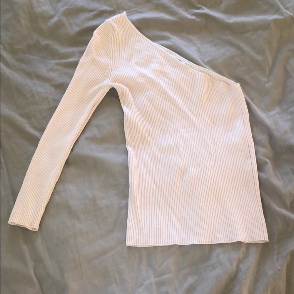 MANGO one shoulder light purple top